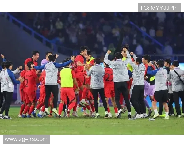18日韩国与日本激战在即谁将赢得这场亚洲足球盛宴 18日韩国与日本激战在即谁将赢得这场亚洲足球盛宴