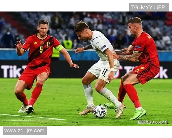 2014年西班牙与意大利激战回顾：足球盛宴中的经典对决与战术较量